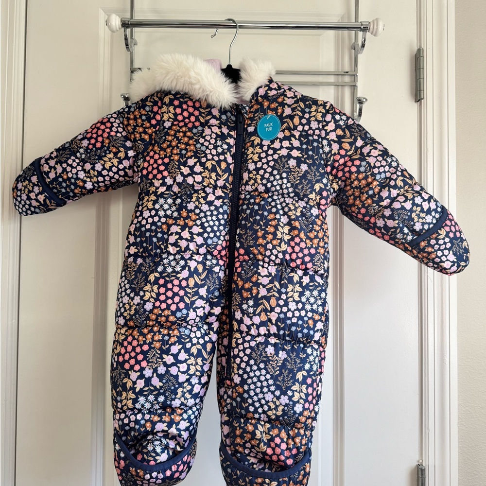 New Carter’s Baby Girl Blue Floral Snowsuit Size 6/9 Months With Hood